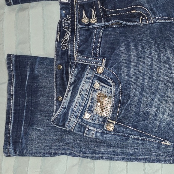 Miss Me Chain Jeans - Picture 4 of 12